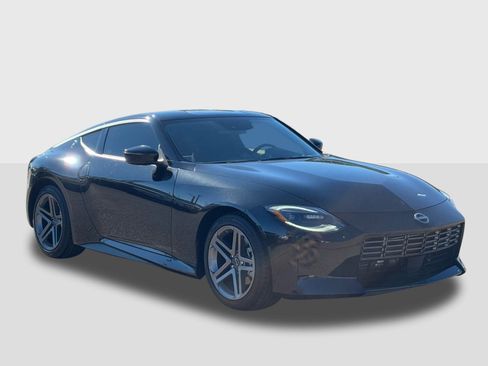 New 2025 Nissan Z Sport w/ Floor Mat Package image 9