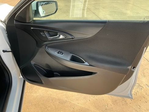 Used 2024 Chevrolet Malibu LT FWD image 35