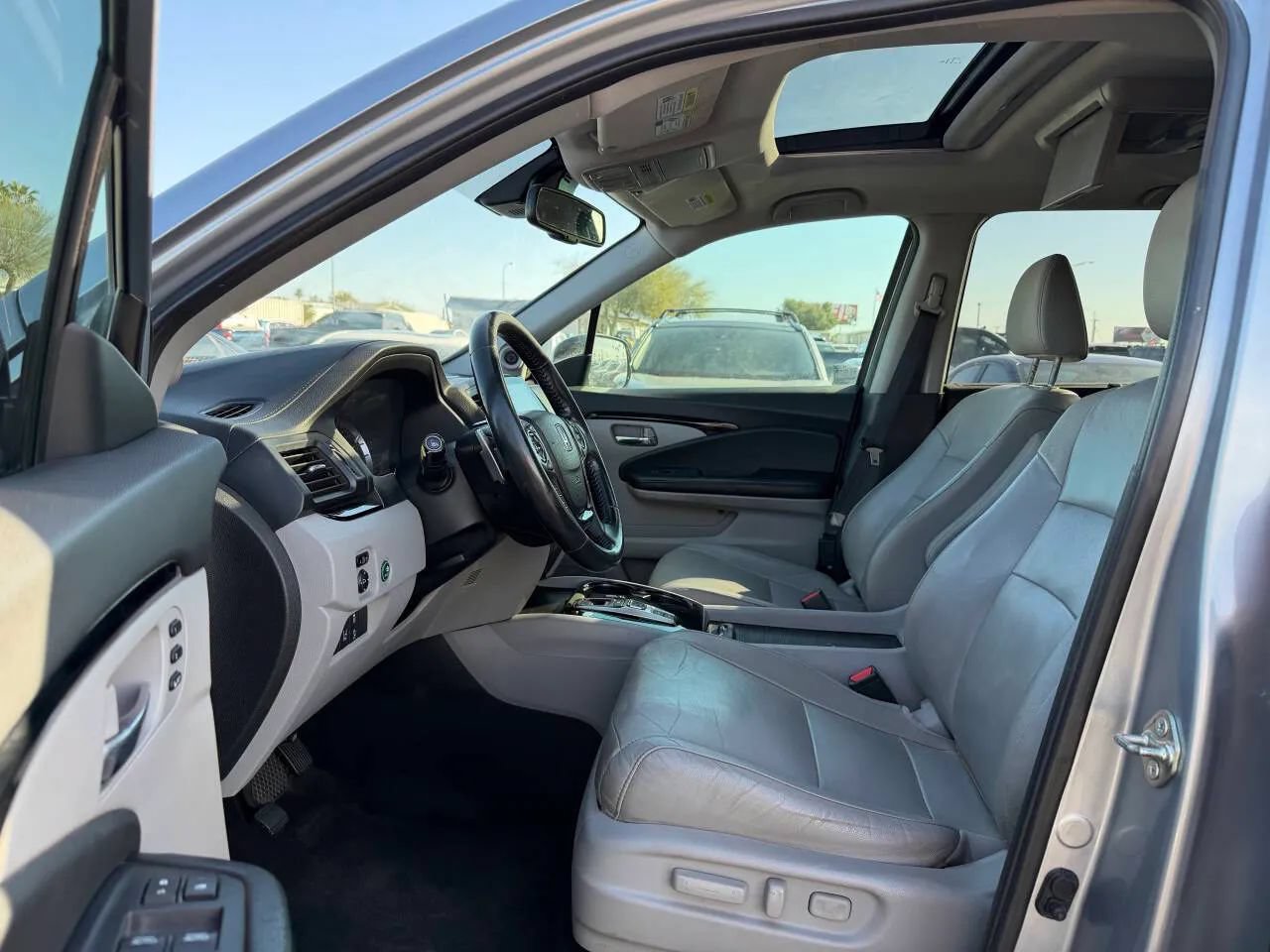 Used 2016 Honda Pilot Touring image 13