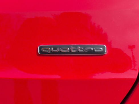 Used 2022 Audi Q3 2.0T Premium w/ Convenience Package image 11