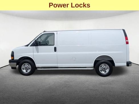 Used 2025 GMC Savana 2500 w/ Driver Convenience Package RWD image 9