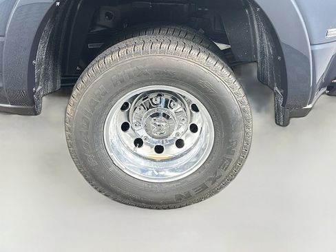 New 2026 RAM 3500 Longhorn image 17