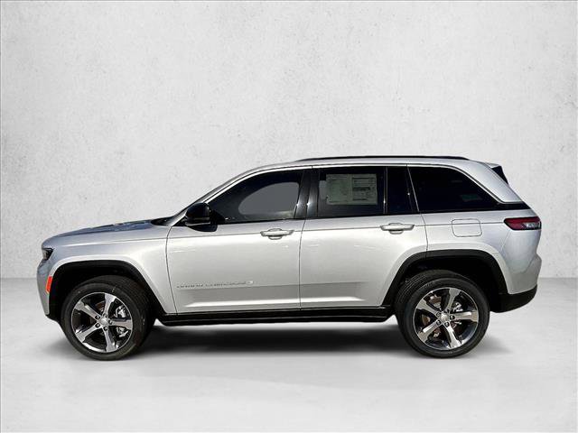 New 2026 Jeep Grand Cherokee L Limited w/ Limited Altitude Package RWD image 5