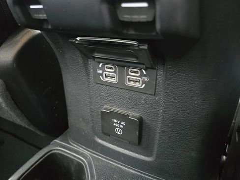 Used 2021 Jeep Gladiator Overland w/ Popular Equipment Package image 90