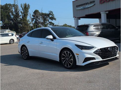 Used 2021 Hyundai Sonata Limited image 7
