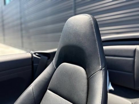 Used 2019 Porsche 911 Carrera 4S AWD/4WD image 27