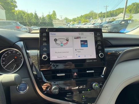 Used 2024 Toyota Camry LE w/ Audio Upgrade Package FWD image 27