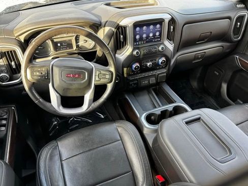 Used 2020 GMC Sierra 1500 SLT w/ SLT Convenience Package image 9