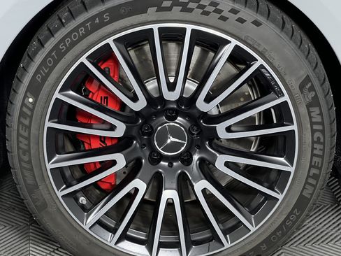 New 2026 Mercedes-Benz E 53 AMG e 4MATIC Sedan image 15
