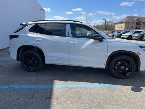 New 2026 Volkswagen Tiguan SE R-Line image 7