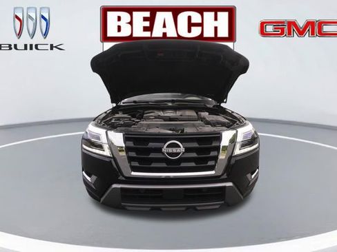 Used 2023 Nissan Armada SL w/ Captain's Chairs Package RWD image 9
