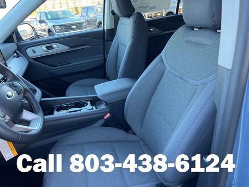 New 2026 Ford Explorer Active image 8