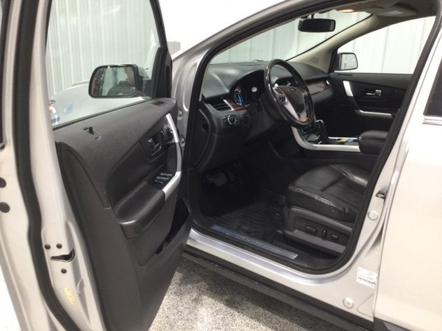 Used 2013 Ford Edge Limited w/ Driver Entry Pkg AWD/4WD image 9