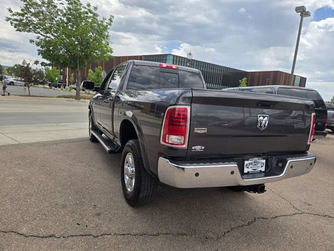 Used 2014 RAM 2500 Laramie w/ Cold Weather Group AWD/4WD image 8