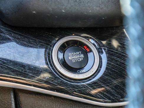 Used 2022 Jeep Grand Cherokee Trailhawk image 36