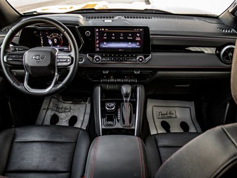 Used 2023 Chevrolet Colorado Z71 w/ Z71 Convenience Package 2 image 23