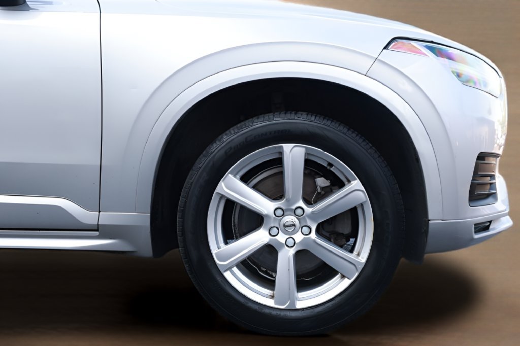 Used 2020 Volvo XC90 T6 Momentum AWD/4WD image 15