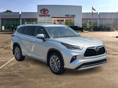 Used 2021 Toyota Highlander Platinum AWD/4WD image 7
