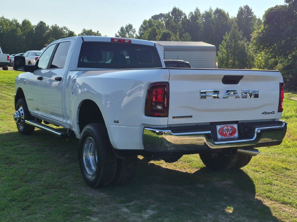 New 2026 RAM 3500 Big Horn AWD/4WD image 5