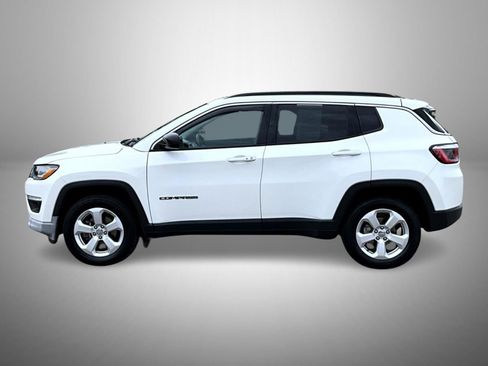 Used 2019 Jeep Compass Latitude AWD/4WD image 8