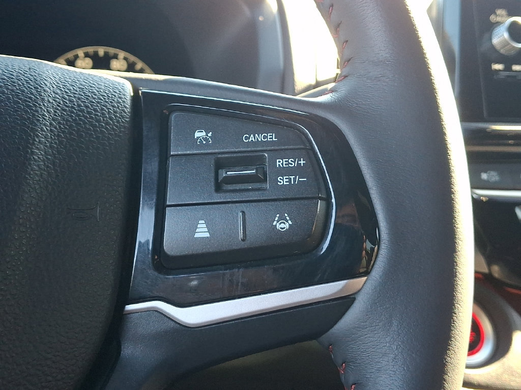 Used 2025 Honda Odyssey Sport-L image 23