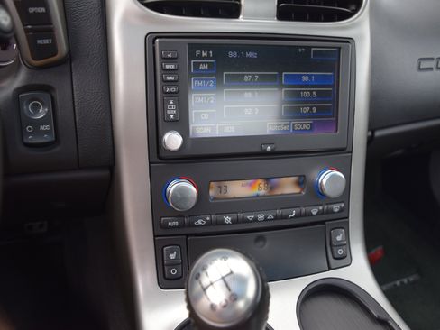 Used 2005 Chevrolet Corvette Coupe w/ Preferred Equipment Group image 13