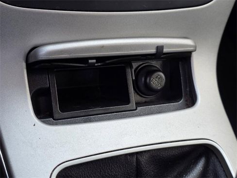 Used 2015 Nissan Sentra S image 16