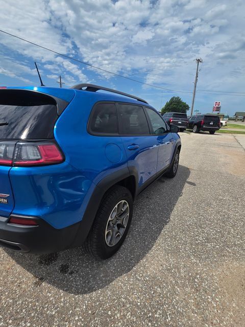 Used 2020 Jeep Cherokee Trailhawk w/ Cold Weather Group AWD/4WD image 6