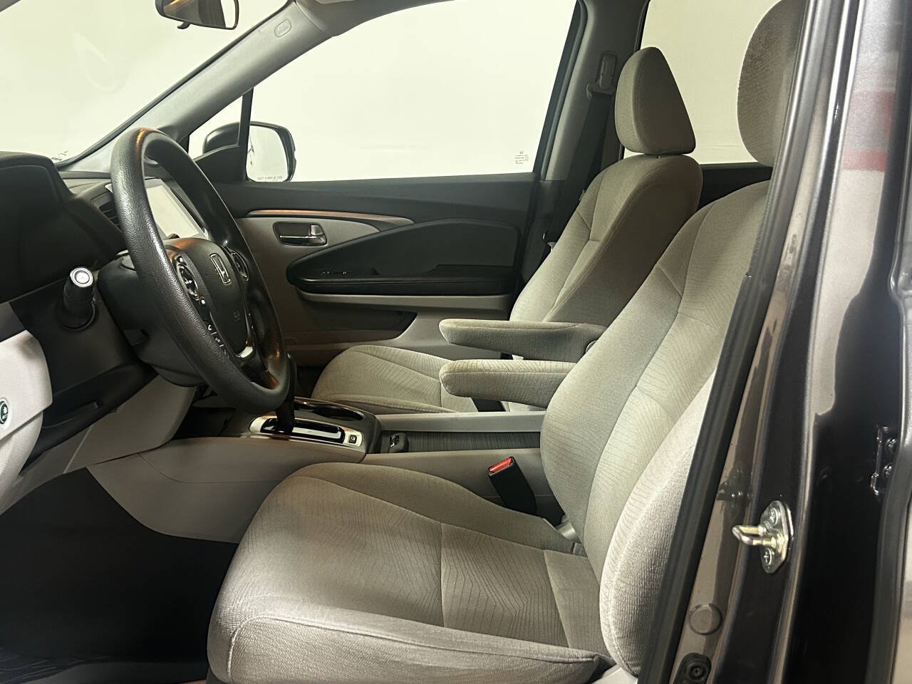 Used 2016 Honda Pilot EX image 17