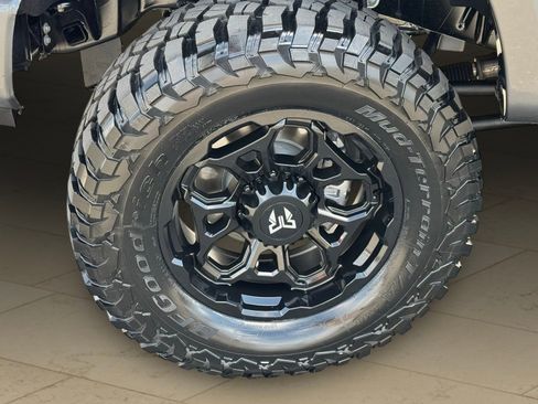 New 2025 Ford F250 Lariat w/ Lariat Ultimate Package image 24