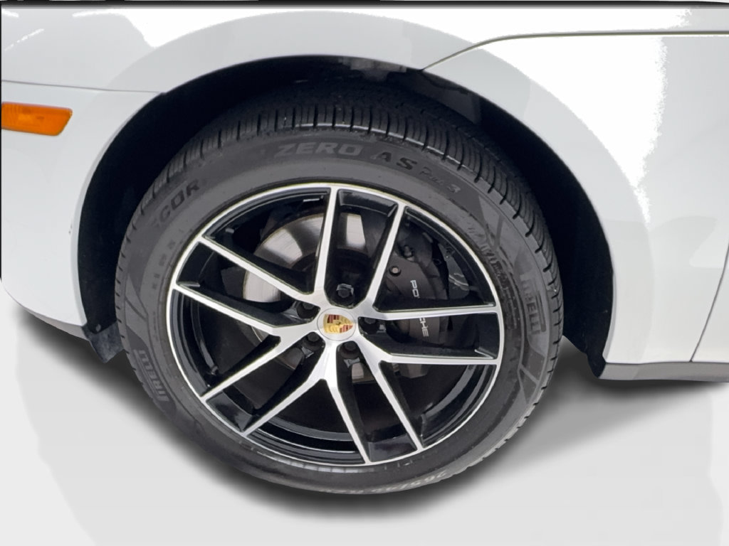 Used 2023 Porsche Macan Turbo AWD/4WD image 15