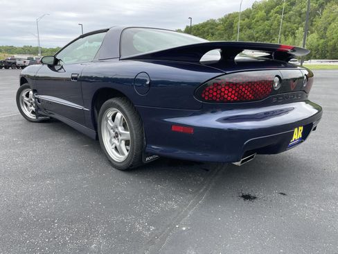 Used 2001 Pontiac Firebird Trans Am w/ SLP Firehawk Pkg RWD image 8