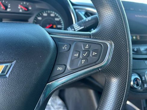 Used 2019 Chevrolet Malibu LT FWD image 20