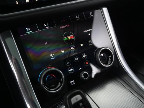 Used 2018 Land Rover Range Rover Sport Supercharged image 35