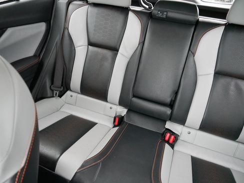 Used 2023 Subaru Crosstrek 2.5i Limited w/ Popular Package #3 image 12