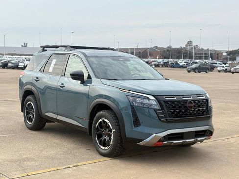 New 2026 Nissan Pathfinder Rock Creek image 5