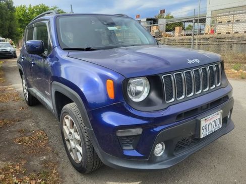 Used 2021 Jeep Renegade Latitude w/ Convenience Group AWD/4WD image 1