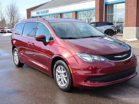 Used 2021 Chrysler Voyager LX w/ Cold Weather Group image 2
