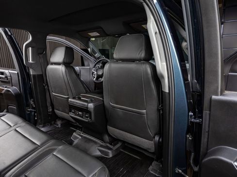 Used 2019 Chevrolet Silverado 1500 LT Trail Boss image 32