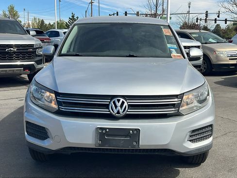 Used 2013 Volkswagen Tiguan S image 2