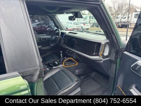 Used 2022 Ford Bronco Badlands image 16