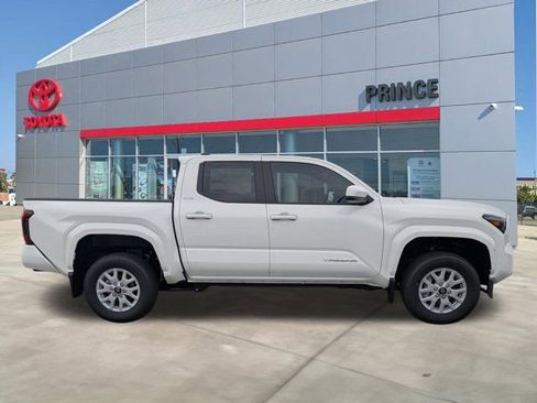 New 2026 Toyota Tacoma SR5 RWD image 3