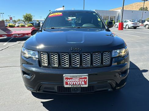 Used 2021 Jeep Grand Cherokee Laredo X image 8
