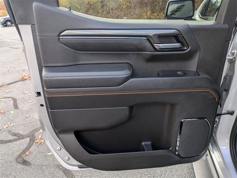 Used 2022 GMC Sierra 1500 AT4 w/ Technology Package image 29