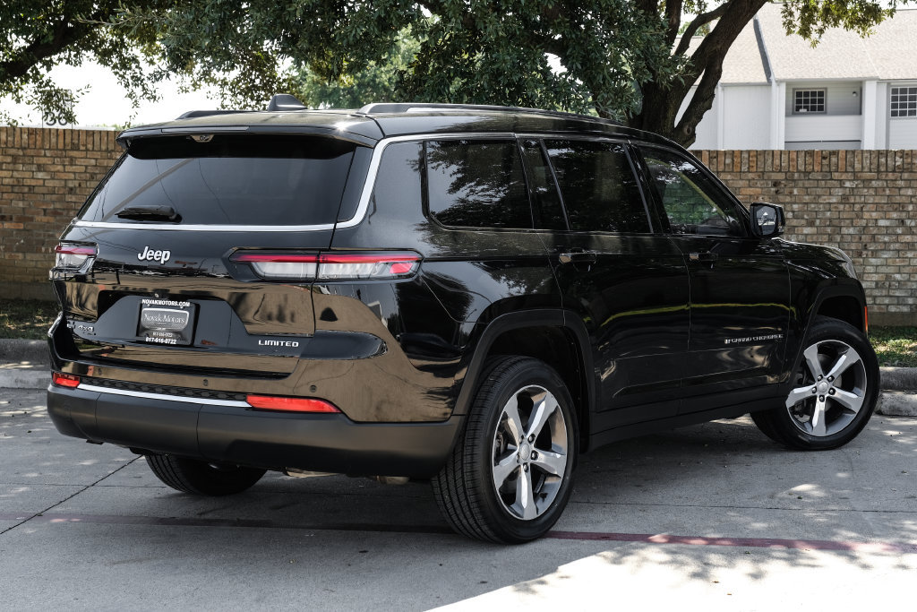 Used 2021 Jeep Grand Cherokee L Limited w/ Luxury Tech Group II AWD/4WD image 16