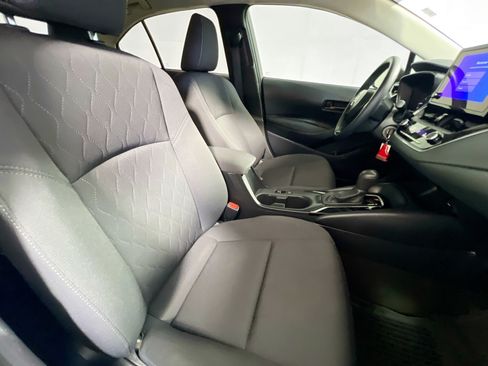 Used 2024 Toyota Corolla LE FWD image 29
