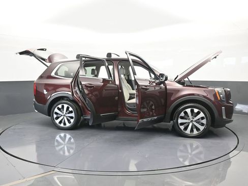 Used 2022 Kia Telluride EX w/ EX Premium Package image 81