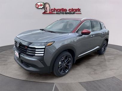 Certified 2025 Nissan Kicks SR