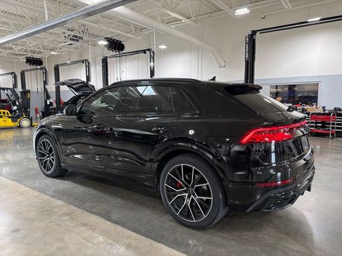 Used 2023 Audi Q8 Prestige AWD/4WD image 5