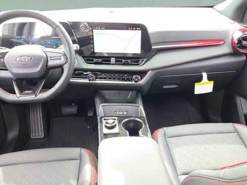 New 2026 Chevrolet Equinox RS FWD image 13